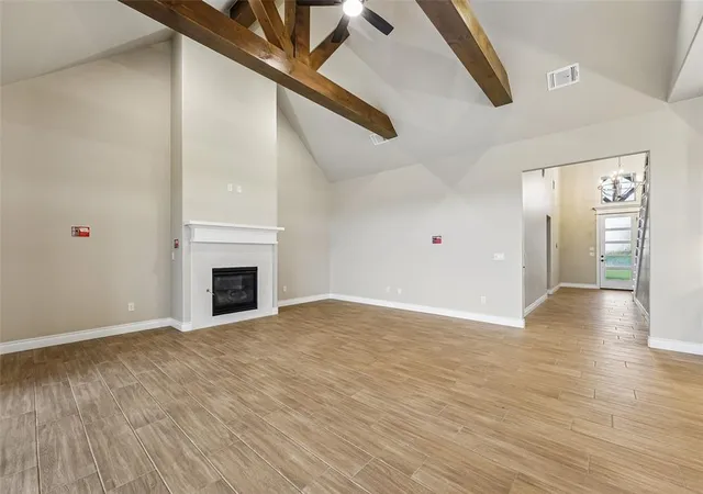 Photo 4 of Single family home for sale at 8241 Coneflower St, Cashion, OK 73044 | MLS# 1196293 | Listing updated on 2026-08-26