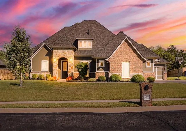 1st image of 9500 Russell Dr, Yukon, OK 73099 | MLS# 1196466