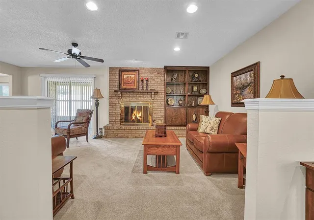 Photo 3 of Single family home for sale at 809 Canterbury Blvd, Altus, OK 73521 | MLS# 1196475 | Listing updated on 2025-10-23
