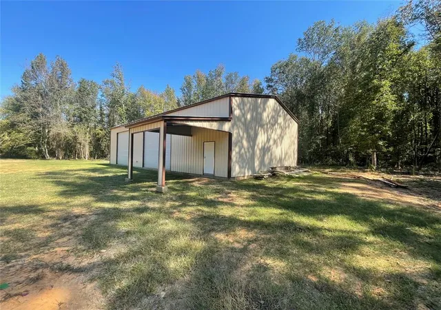 2nd image of 727 Airport Road Road, Broken Bow, OK 74728 | MLS# 1196508