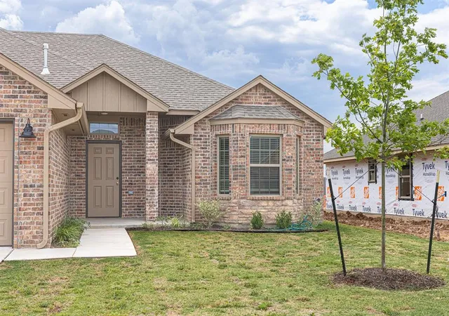 Photo 2 of Single family home for sale at 4528 Adobe Ct, Yukon, OK 73099 | MLS# 1196513 | Listing updated on 2026-08-27