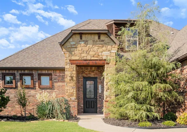 4th image of 325 John Wedman Blvd, Yukon, OK 73099 | MLS# 1196682