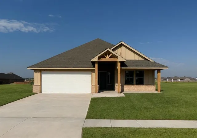 Photo 1 of Single family home for sale at 1243 Tawny Hills Rd, Yukon, OK 73099 | MLS# 1196696 | Listing updated on 2025-11-18