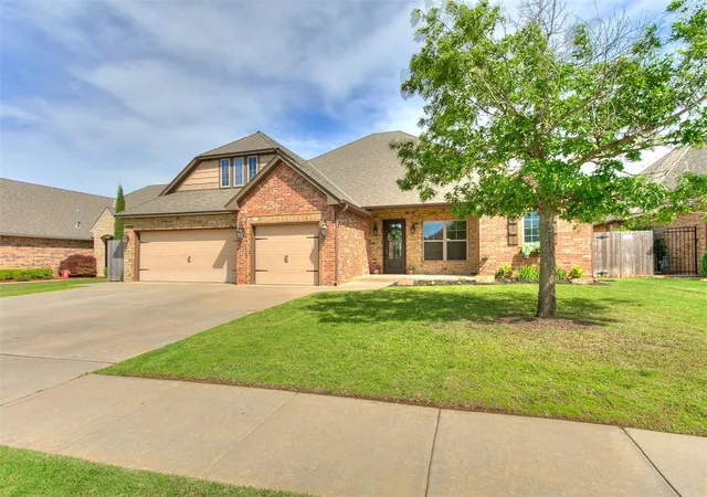 Photo 2 of Single Family Residence at 1808 Lago Dr, Oklahoma City, OK 73160 | MLS# 1196751 | | Sold on 2025-12-17