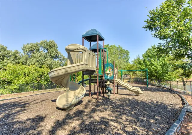49th image of 513 Nw 154th St, Edmond, OK 73013 | MLS# 1197005