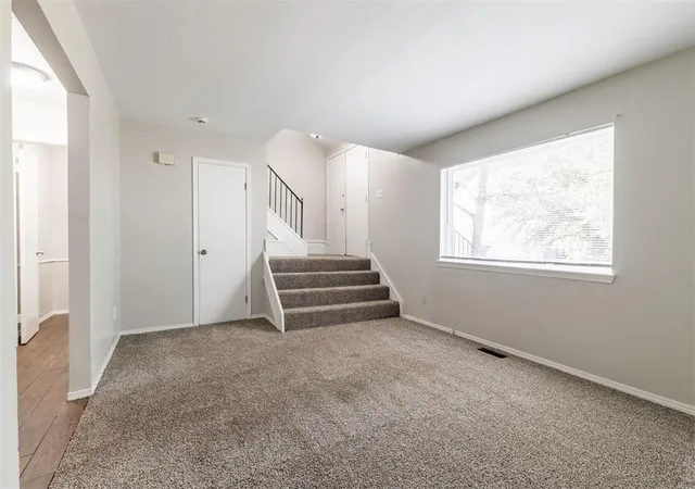 4th image of 8806 N Rockwell Dr, Oklahoma City, OK 73132 | MLS# 1197083