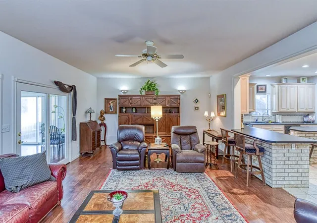 3rd image of 3617 Hampton Ct, Norman, OK 73072 | MLS# 1197138