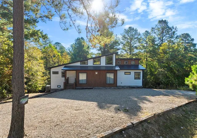 1st image of 102 Eagle Mountain Trl, Broken Bow, OK 74728 | MLS# 1197191