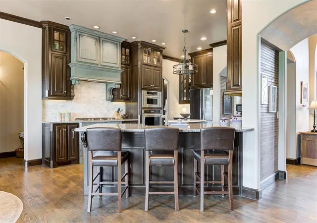 Photo 5 of Single Family Residence at 1504 Redwood Cir, Moore, OK 73160 | MLS# 1197239 | | Sold on 2025-11-17