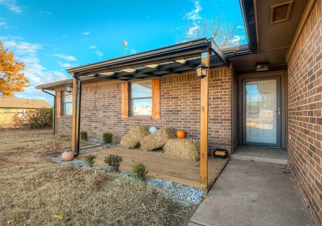 5th image of 2505 S 34Th St, Chickasha, OK 73018 | MLS# 1197246