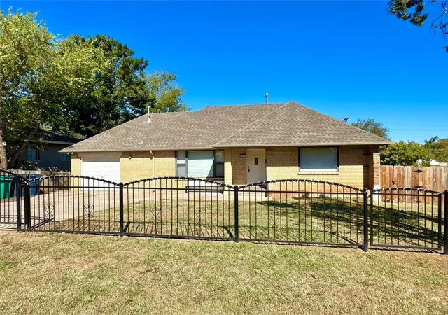 Photo 2 of Single family home for sale at 1101 W Wilshire Blvd, Oklahoma City, OK 73116 | MLS# 1197325 | Listing updated on 2025-11-12