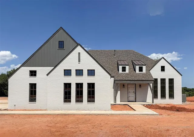 1st image of 30128 Horseman Alley, Norman, OK 73072 | MLS# 1197342