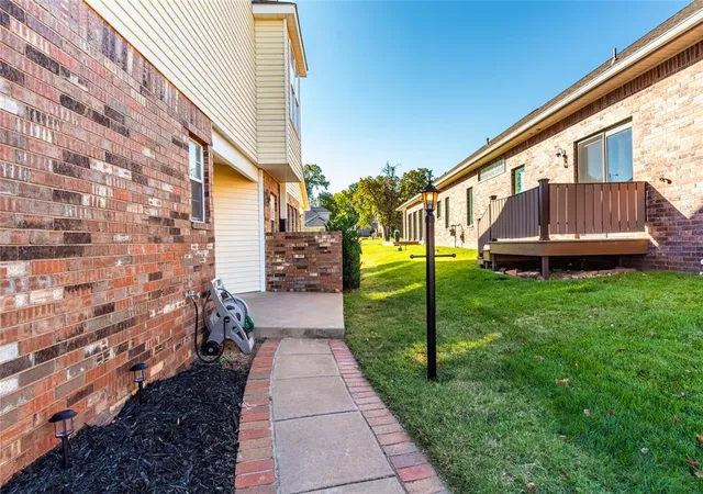 4th image of 9014 N Timberview Dr, Oklahoma City, OK 73130 | MLS# 1197348