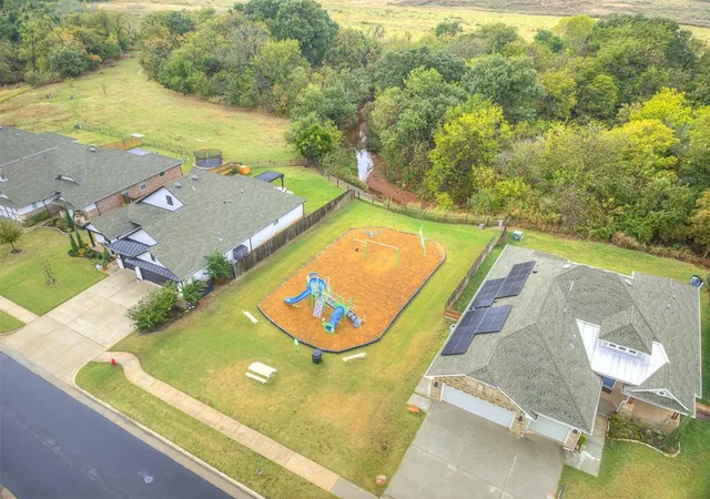 Photo 44 of Single family home for sale at 2713 Pebble Creek St, Moore, OK 73160 | MLS# 1197567 | Listing updated on 2026-02-04