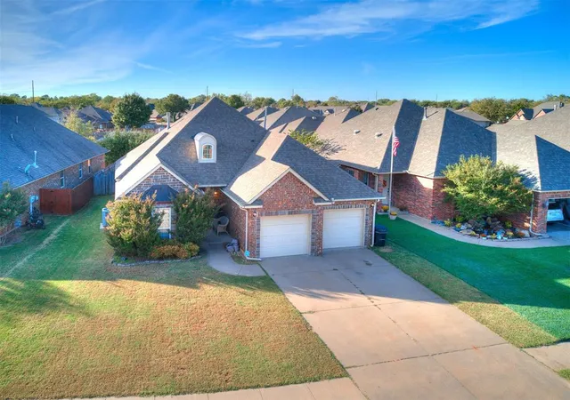 Photo 46 of Single family home for sale at 1009 Ashwood Ln, Moore, OK 73160 | MLS# 1197569 | Listing updated on 2026-01-27