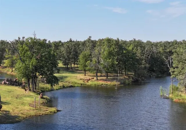4th image of 1 Westminster & Forrest Hills Rd, Guthrie, OK 73044 | MLS# 1197687