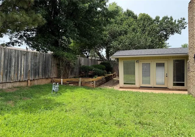 Homes for sale in Oklahoma City, OK | 10429 Bayberry Dr, Oklahoma City, OK 73162 | MLS# 1197692