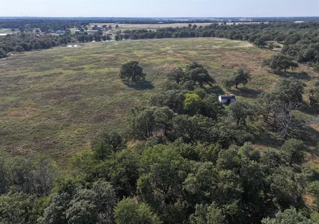 4th image of 3 Westminster & Forrest Hills Rd, Guthrie, OK 73044 | MLS# 1197871