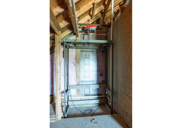 44th image of 304 E Remuda East St, Yukon, OK 73099 | MLS# 1198258