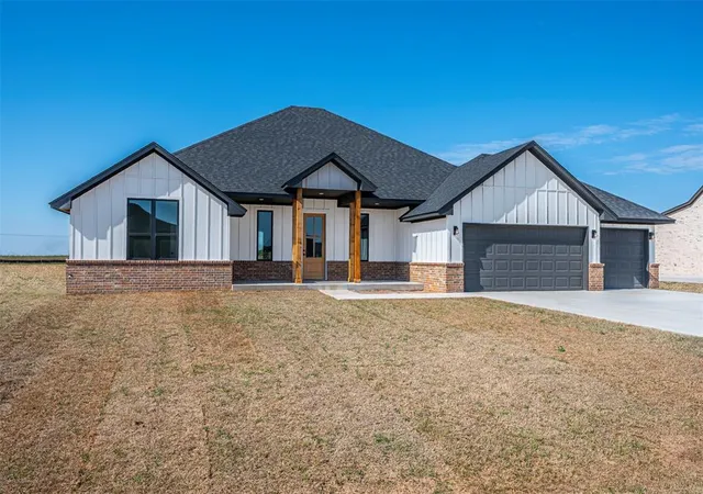 2nd image of 8484 Rip Way, El Reno, OK 73036 | MLS# 1199783