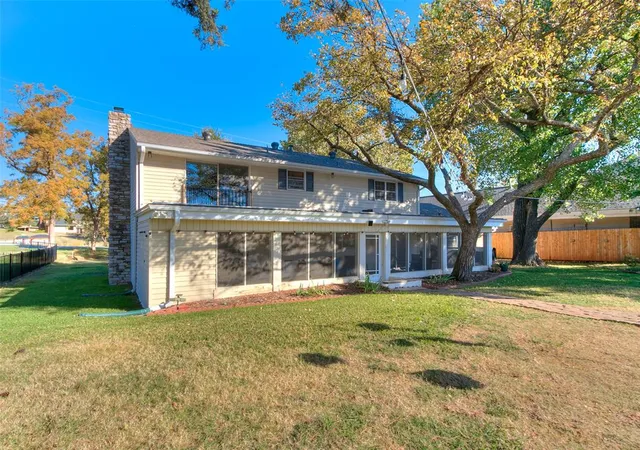 Homes for sale in Oklahoma City, OK | 6300 Southshore Dr, Oklahoma City, OK 73162 | MLS# 1199890
