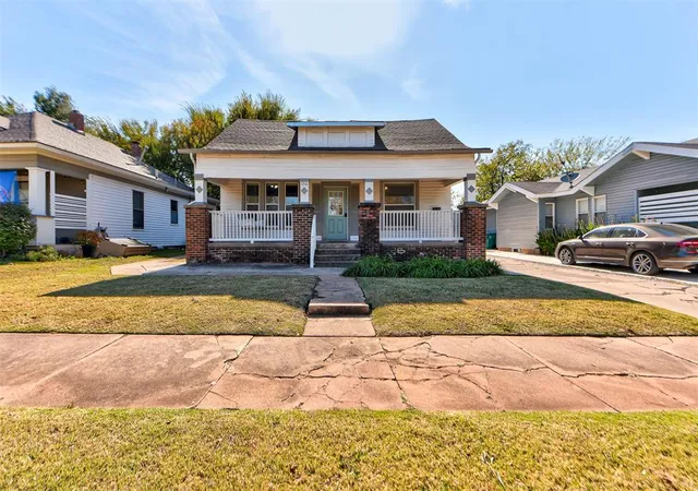 Photo 2 of Single family home for sale at 1216 Nw 40th Street, Oklahoma City, OK 73118 | MLS# 1200024 | Listing updated on 2026-05-20