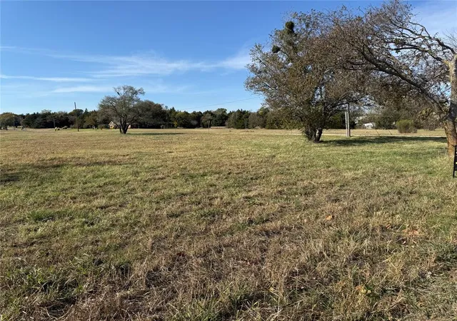 2nd image of 1836 N Bryan Ave, Shawnee, OK 74804 | MLS# 1200083