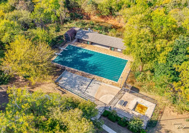 42nd image of 8721 Old Brompton Rd, Oklahoma City, OK 73132 | MLS# 1200141