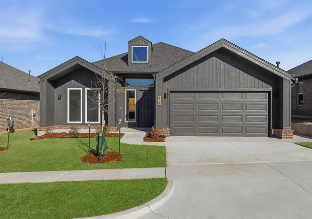 Photo 1 of Single family home for sale at 618 Berline Rd, Guthrie, OK 73044 | MLS# 1200184 | Listing updated on 2026-05-05