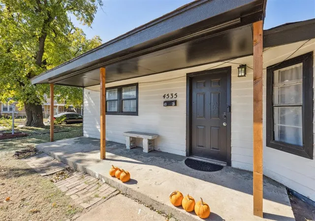 Homes for sale in Oklahoma City, OK | 4535 S Sage Ave, Oklahoma City, OK 73109 | MLS# 1200233