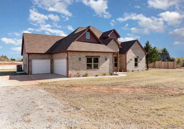 2nd image of 8335 Elk Vly, Guthrie, OK 73044 | MLS# 1200319