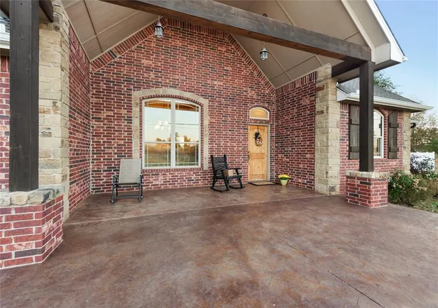 3rd image of 1551 N Morgan Rd, Mustang, OK 73064 | MLS# 1200410