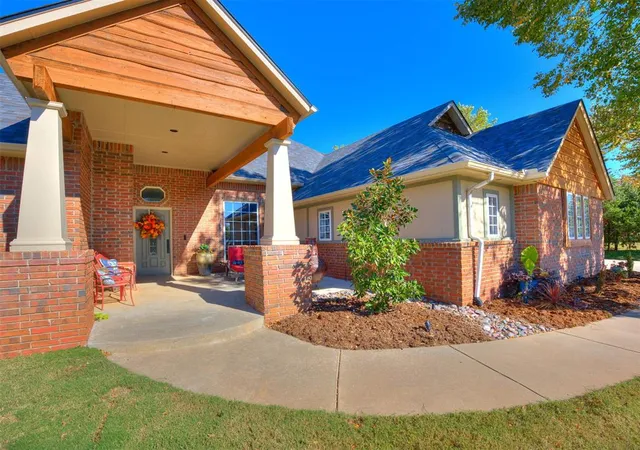 2nd image of 6009 Ne 107th St, Oklahoma City, OK 73151 | MLS# 1200453