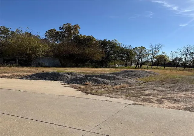 3rd image of 2516 Briggs St, Norman, OK 73072 | MLS# 1200600
