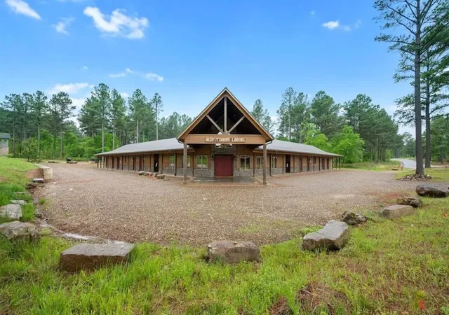 3rd image of 78 N Lukfata Trail Rd, Broken Bow, OK 74728 | MLS# 1200612