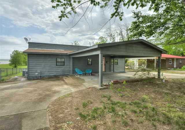 3rd image of 316 N L St, Eufaula, OK 74432 | MLS# 1200780