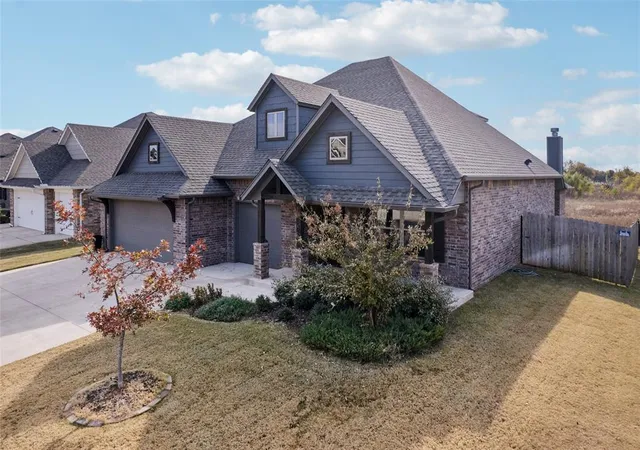Photo 2 of Single Family Residence at 1500 NE 33rd Terrace, Moore, OK 73160 | MLS# 1200797 | | Sold on 2026-03-09