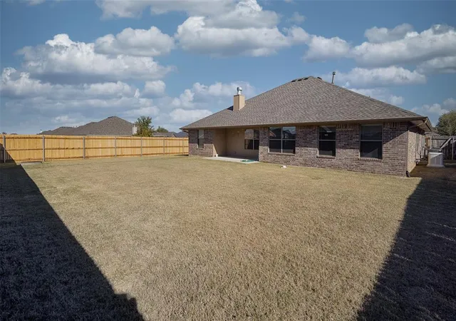 Photo 27 of Single family home for sale at 4536 Oasis Ct, Yukon, OK 73099 | MLS# 1200863 | Listing updated on 2025-12-17