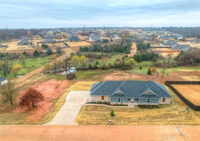 50th image of 11425 Blue Heron Crk, Guthrie, OK 73044 | MLS# 1200891