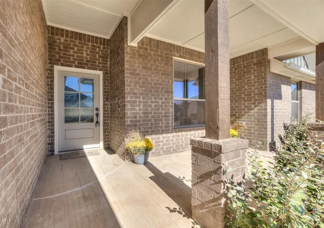 5th image of 9121 Nw 115Th Ter, Yukon, OK 73099 | MLS# 1201041