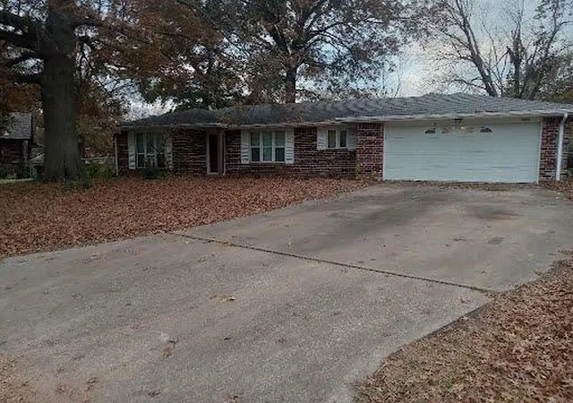 Homes for sale in Bartlesville, OK | 4600 Se Barlow Pl, Bartlesville, OK 74006 | MLS# 1201206
