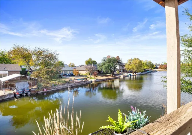 3rd image of 10603 N Macarthur Blvd, Oklahoma, OK 73162