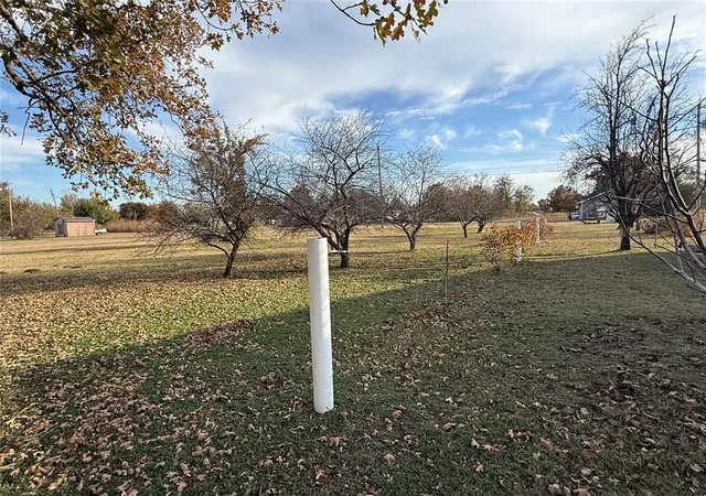Photo 3 of Single Family Residence at 709 W Washington St, Crescent, OK 73028 | MLS# 1201647 | | Sold on 2026-02-20