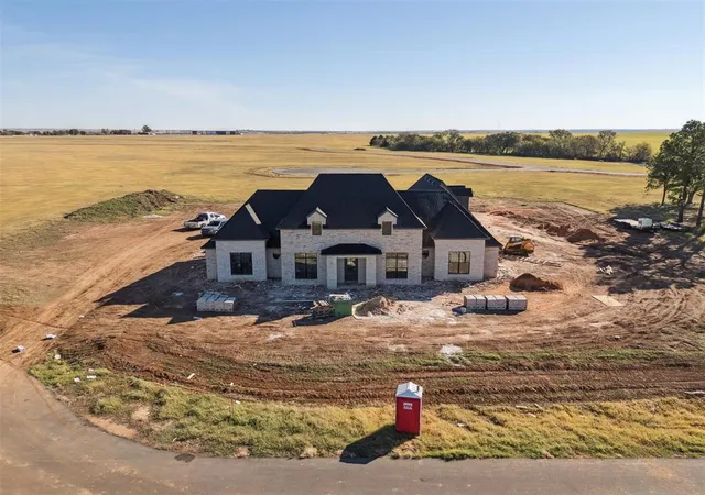5th image of 2439 Friend Circle, Chickasha, OK 73018 | MLS# 1201781