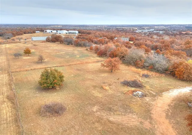17th image of 9045 Liberty Run Rd, Guthrie, OK 73044 | MLS# 1202040