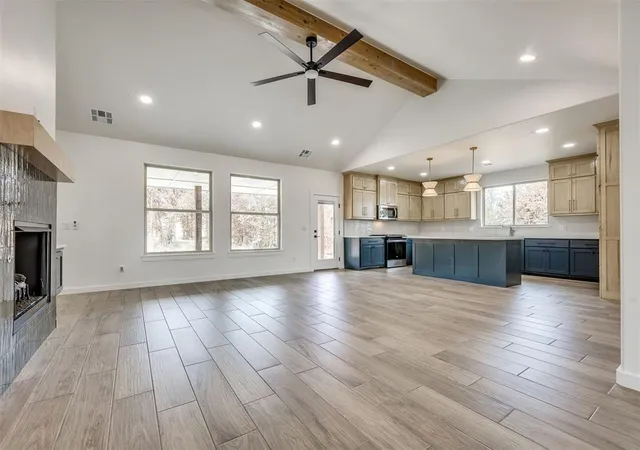 1st image of 10925 Sandstone Ridge Way, Guthrie, OK 73044 | MLS# 1202184