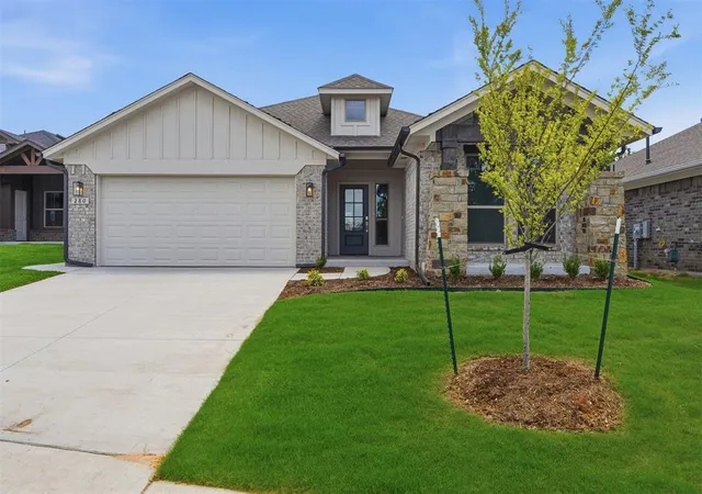 1st image of 280 Woodrock St, Harrah, OK 73045 | MLS# 1202341