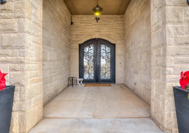 3rd image of 17944 Carlton Way, Edmond, OK 73012 | MLS# 1202432