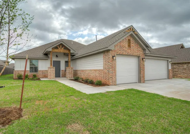 Photo 3 of Single family home for sale at 4516 Hambletonian Ln, Mustang, OK 73064 | MLS# 1202438 | Listing updated on 2026-10-07