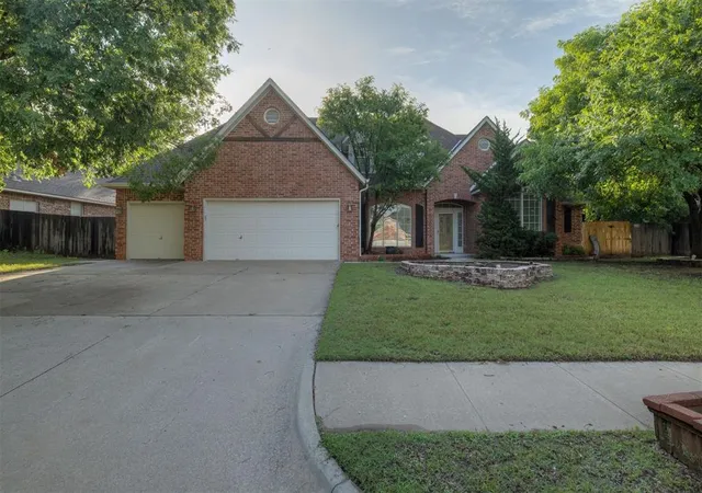 1st image of 2824 N Ashecroft Dr, Edmond, OK 73034 | MLS# 1202492